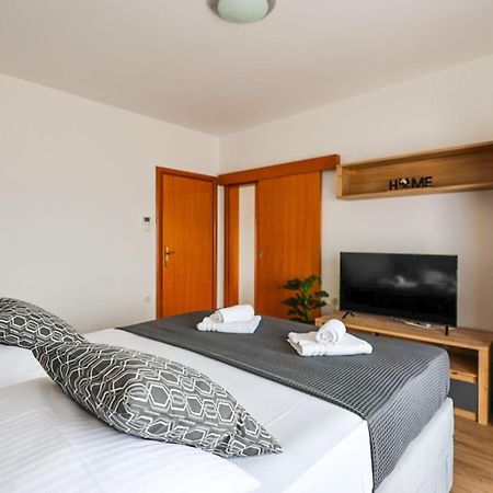 Apartments Jasna Crikvenica Exterior photo