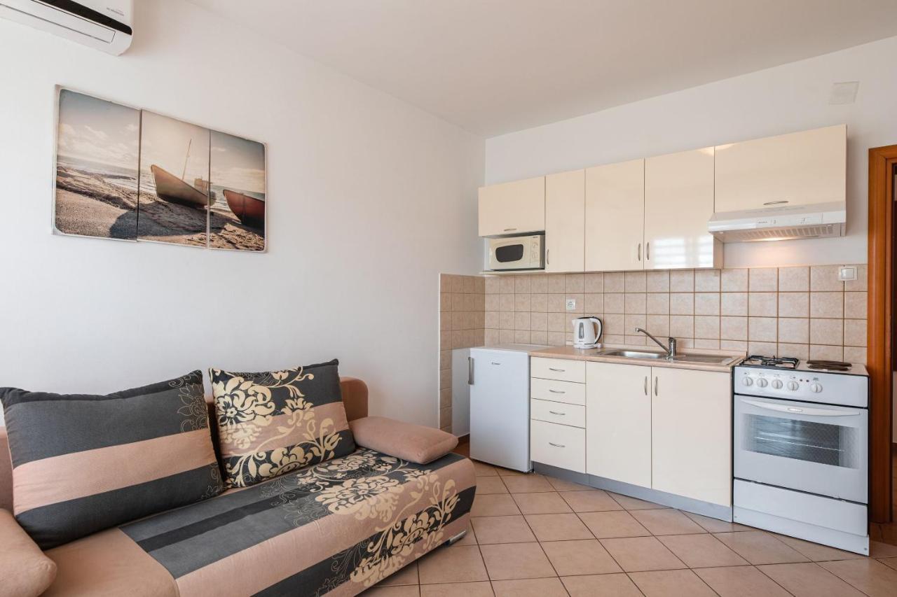 Apartments Jasna Crikvenica Exterior photo