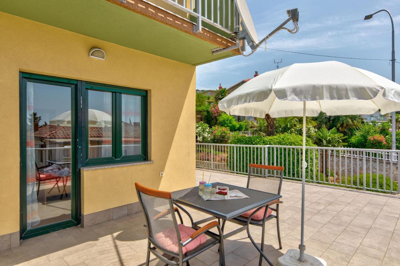 Apartments Jasna Crikvenica Exterior photo